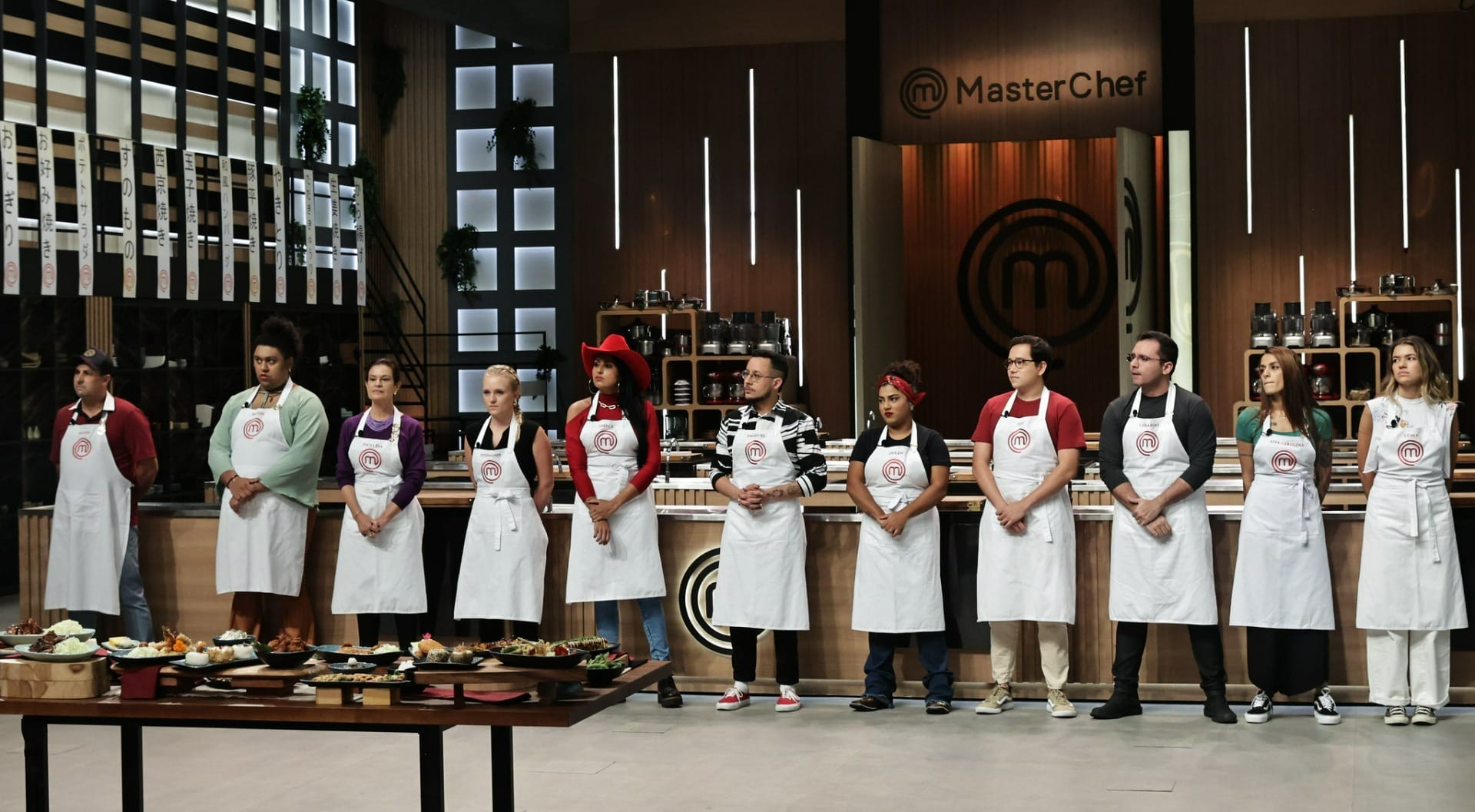 Cozinheiros enfrentam duelos de comida japonesa no MasterChef Brasil