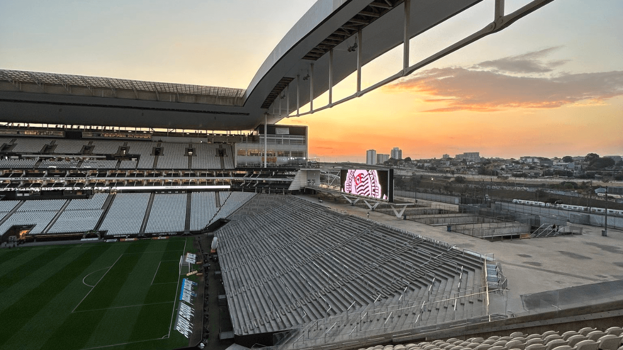 Homem forte do marketing pede demissão do Corinthians