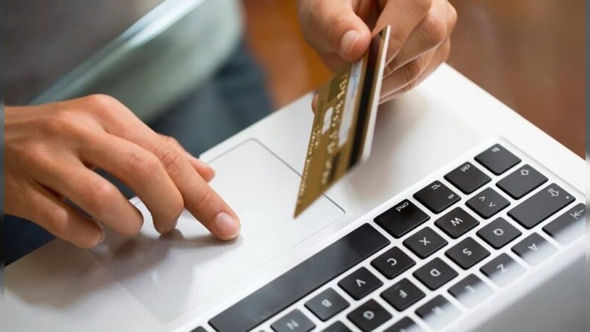 Golpes na internet aumentam na época de Dia dos Pais; saiba se proteger