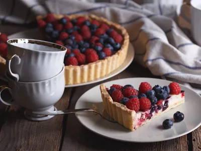 Sablée, sucrée e brisée: conheça as massas base da confeitaria francesa