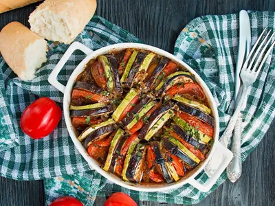 Jantar sem lactose: Ratatouille, rosbife e purê de batata são opções lacfree