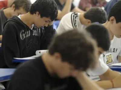 O que muda com a reforma do ensino médio? Especialista explica alterações