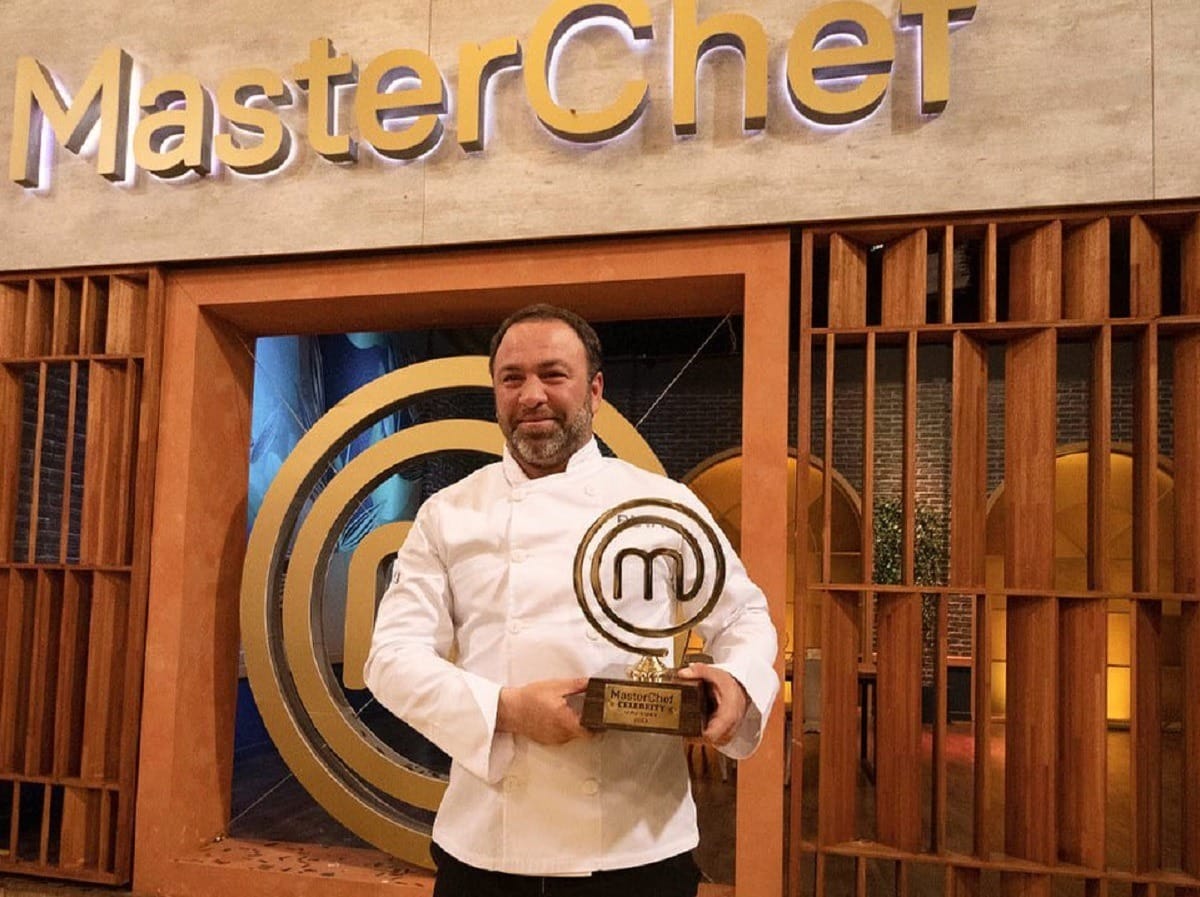 Ex-jogador com passagem pelo Flamengo é campeão do MasterChef Uruguai