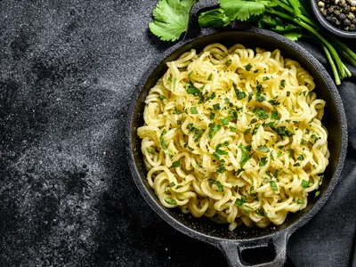 Como fazer o macarrão instantâneo perfeito? Aprenda receitas de Érick Jacquin