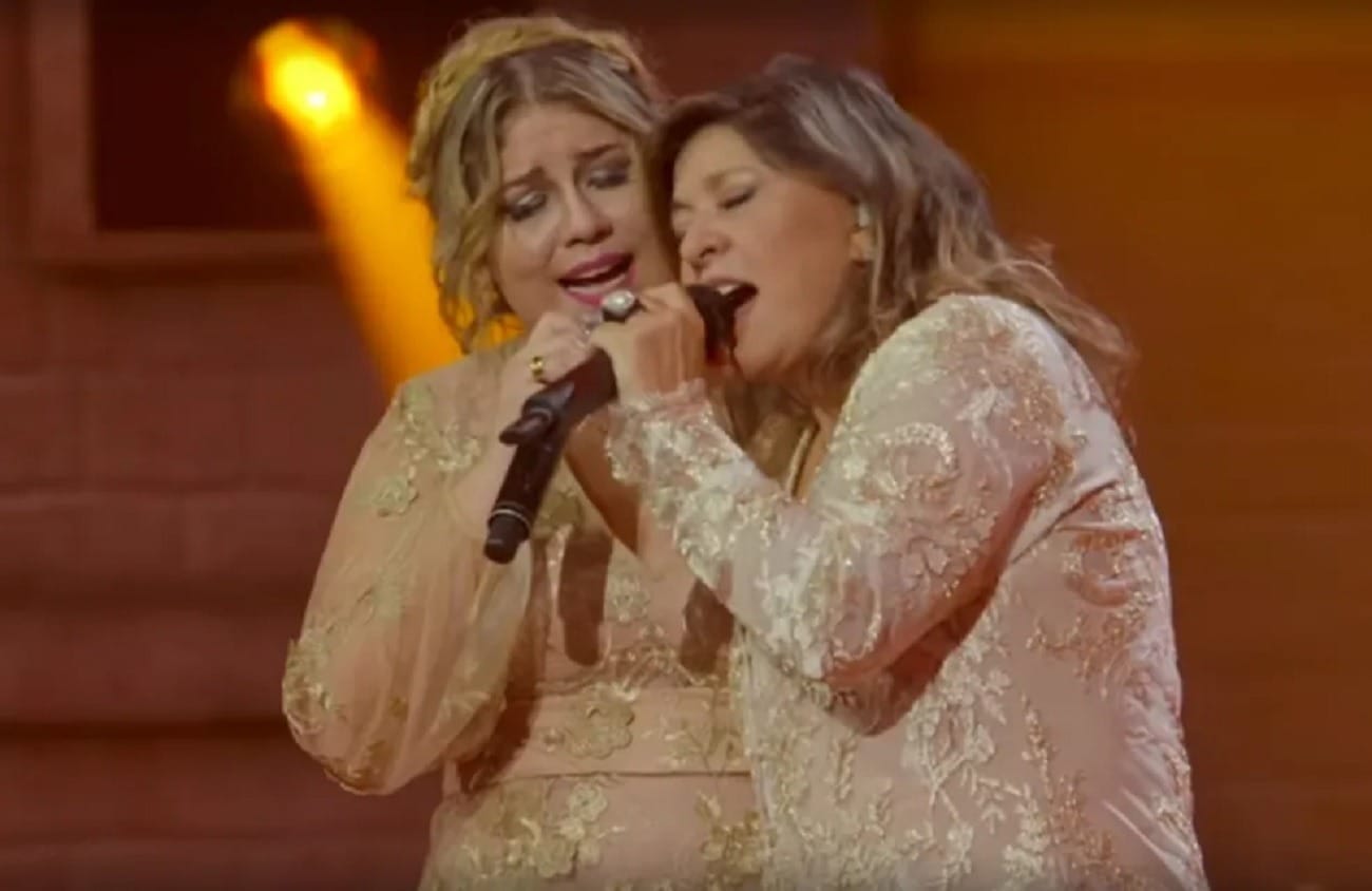 Roberta Miranda revela que equipe blindou Marília Mendonça: "Me dói"