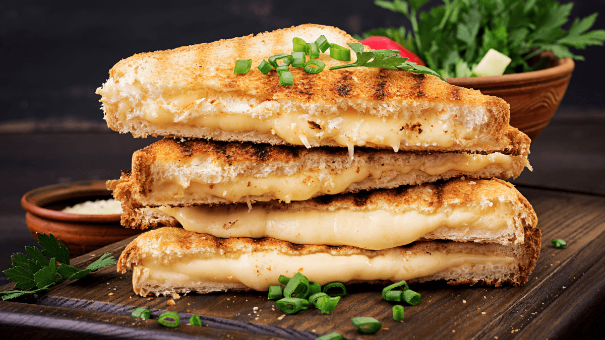 Misto-quente empanado | Band Receitas