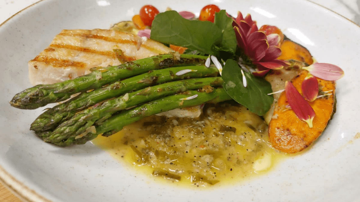 Legumes grelhados ao molho de alho e manteiga | Band Receitas
