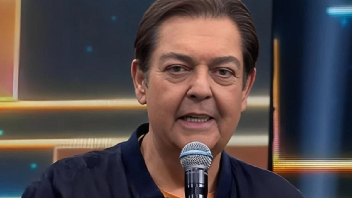 Faustão diz a jornal que transplante de rim "é mais tranquilo"