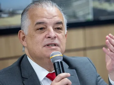 Márcio França classifica as facções PCC e CV como 'criminosos comuns'