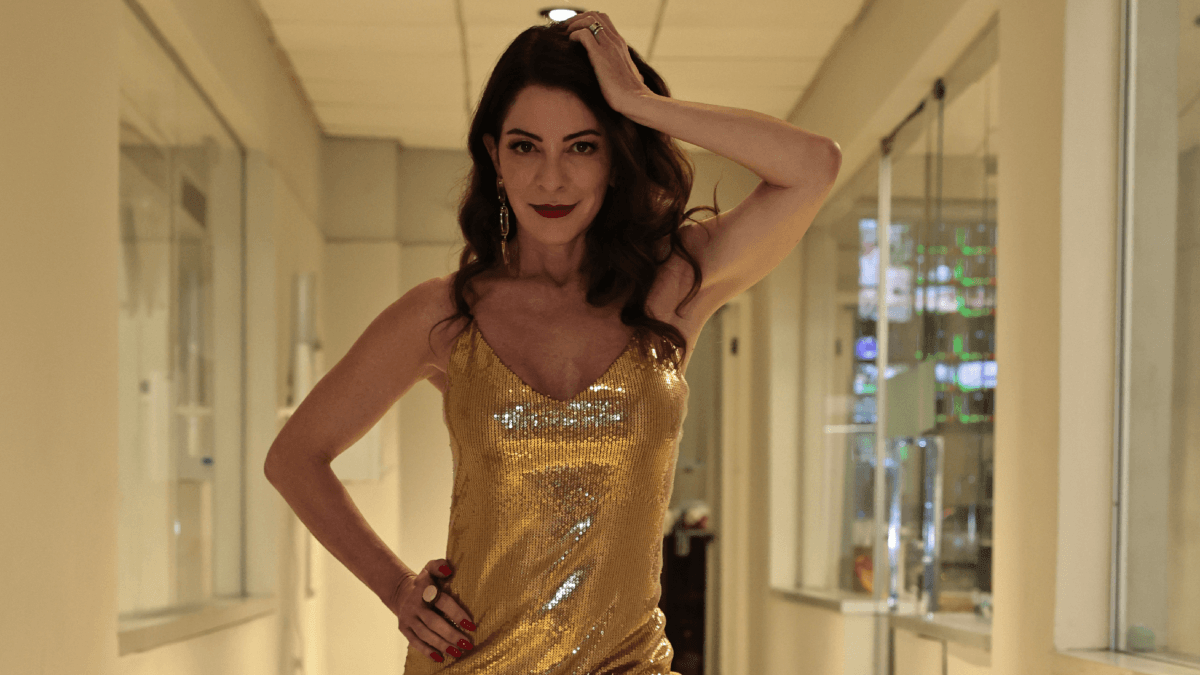 Ana Paula Padrão e jurados brilham no tapete vermelho da final do MasterChef 10