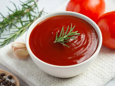 Pode congelar molho de tomate? Descubra todos os truques!