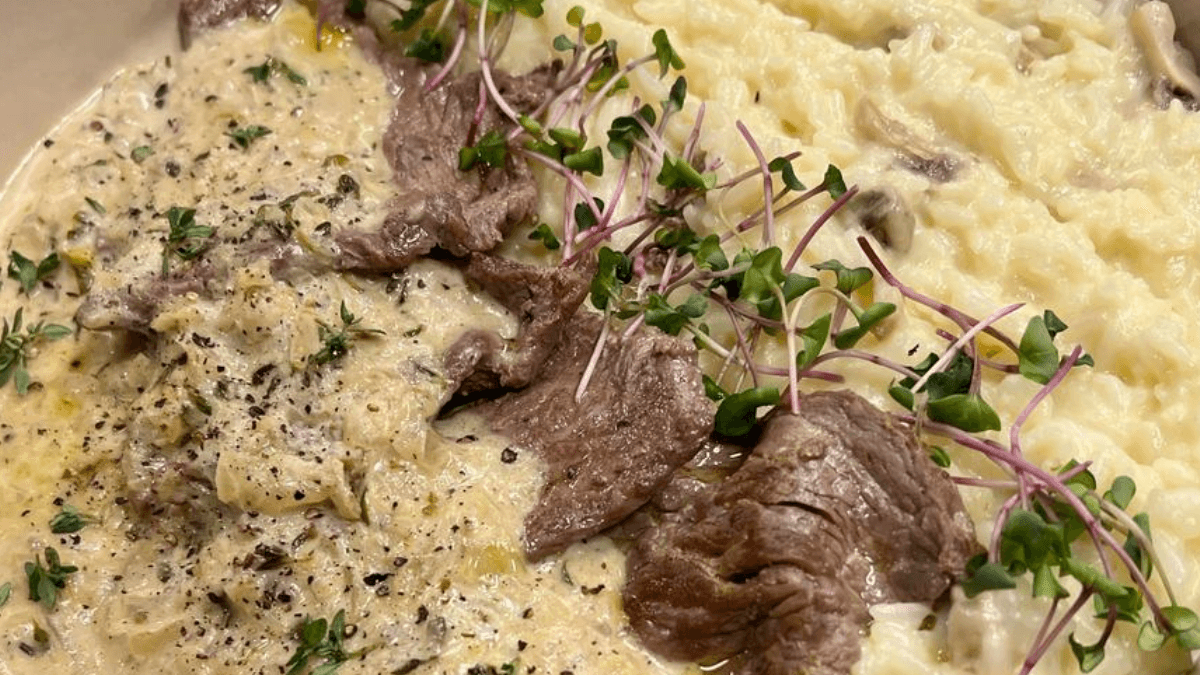 Alcatra ao molho de pimenta com arroz à piamontese | Band Receitas
