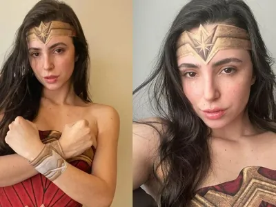 Modelo de 21 anos fatura R$80 mil com cosplay de Mulher Maravilha no Onlyfans