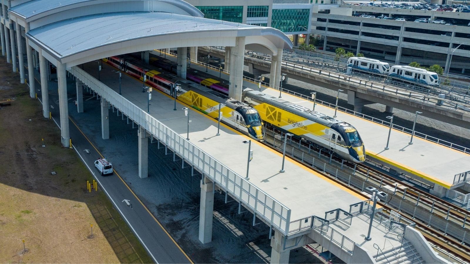 Trem de alta velocidade entre Miami e Orlando é inaugurado nos EUA
