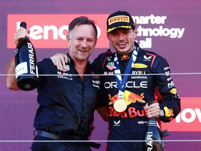 Verstappen vence GP do Japão e dá título do Mundial de construtores à Red Bull