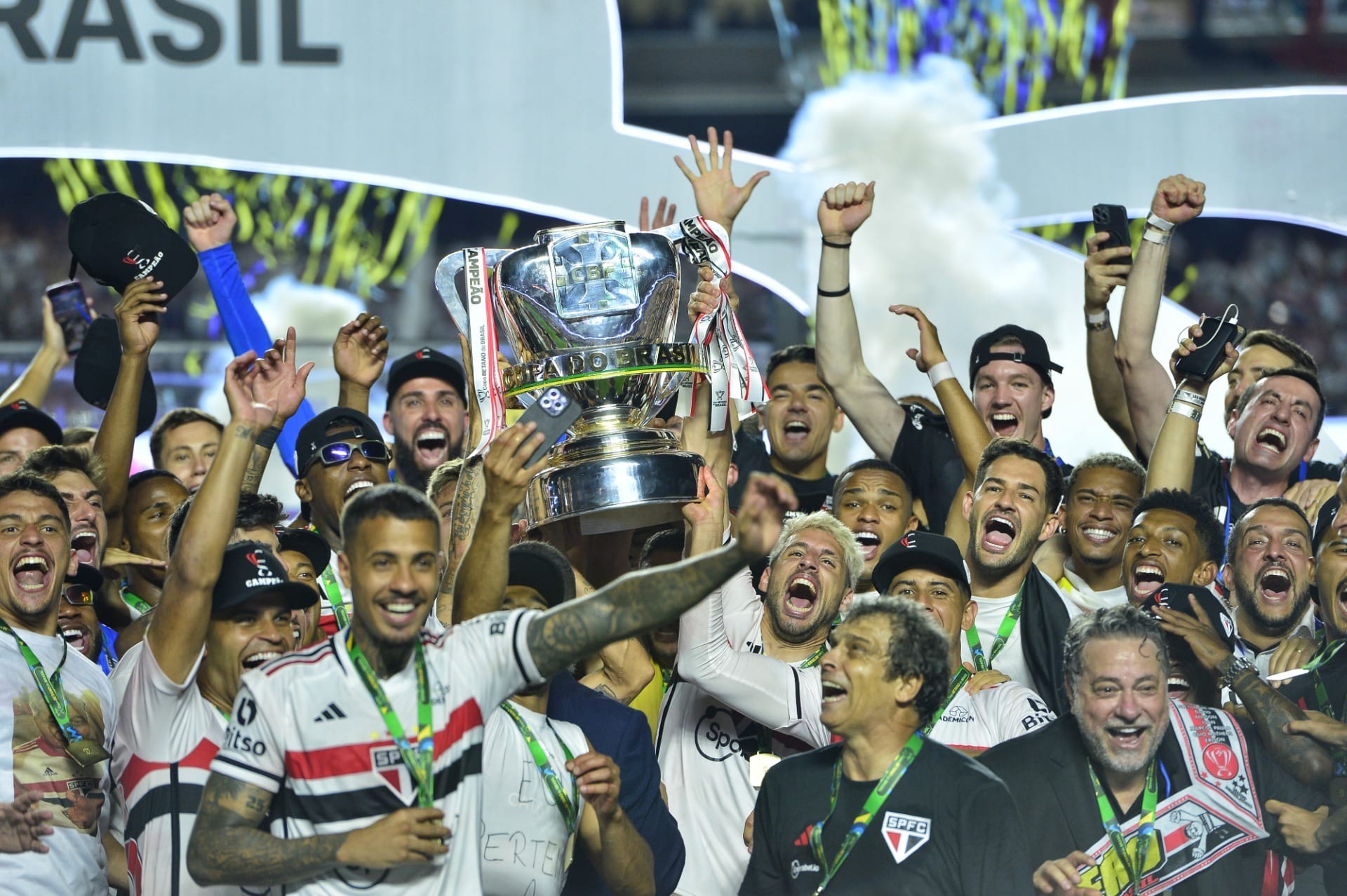 São Paulo 'esfria' o Flamengo e conquista título inédito da Copa do Brasil
