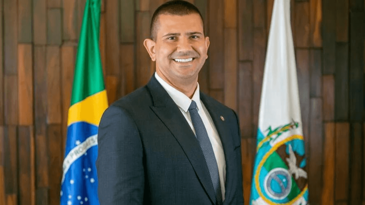 Após retotalização dos votos, Douglas Ruas (PL) é eleito governador do Rio