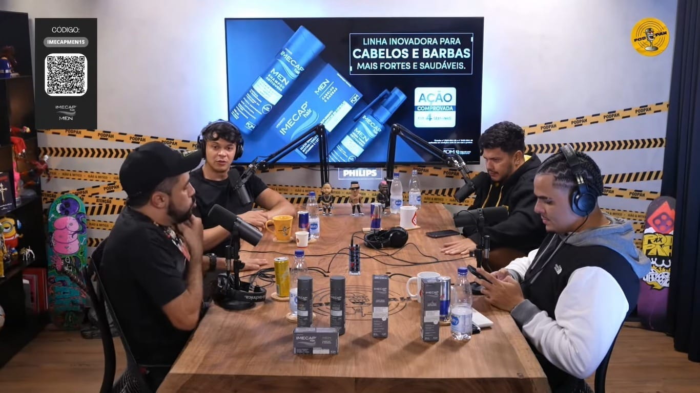 Momento em que Jukanalha fala sobre promessa (Reprodução/ Podpah Podcast)