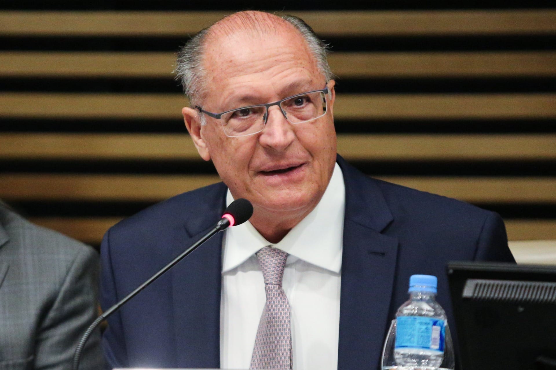 Orengo: Alckmin se reúne com secretário de Comércio dos EUA para negociar tarifas