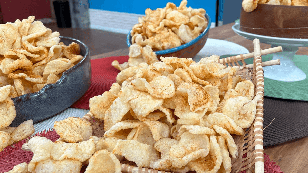 Salgadinho crocante de bacon | Band Receitas