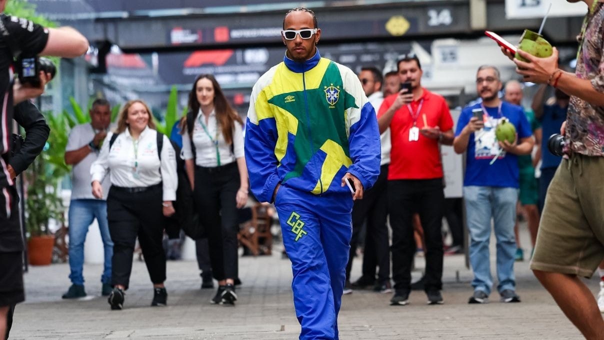Hamilton declara torcida pelo Brasil na Copa: "Sempre minha favorita"