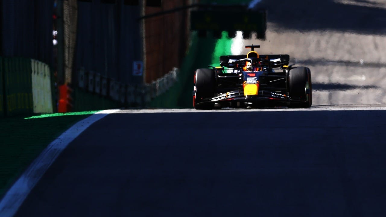Verstappen vence Grande Prêmio de São Paulo e encerra jejum em Interlagos