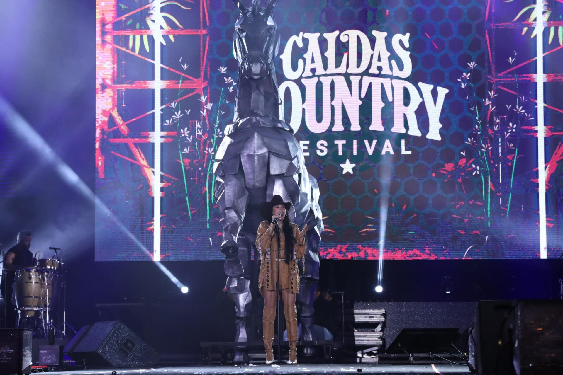 Ana Castela no Caldas Country (João Araujo)
