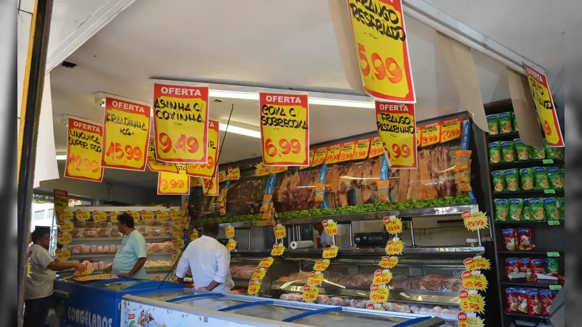 Alimentos devem impactar a inflação brasileira em 2026, aponta estudo