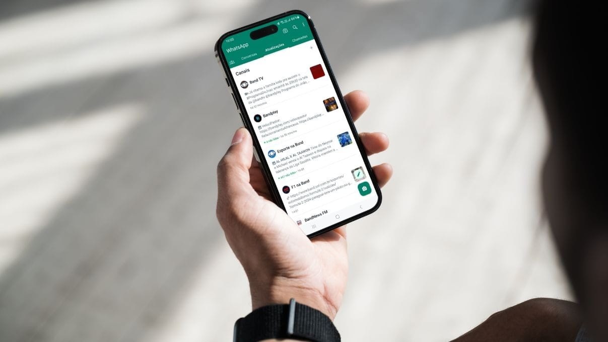 Receba as principais notícias e vídeos da Band via WhatsApp; veja passo a passo