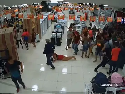 16 pessoas ficam feridas em confusão durante promoção de Black Friday em Macapá
