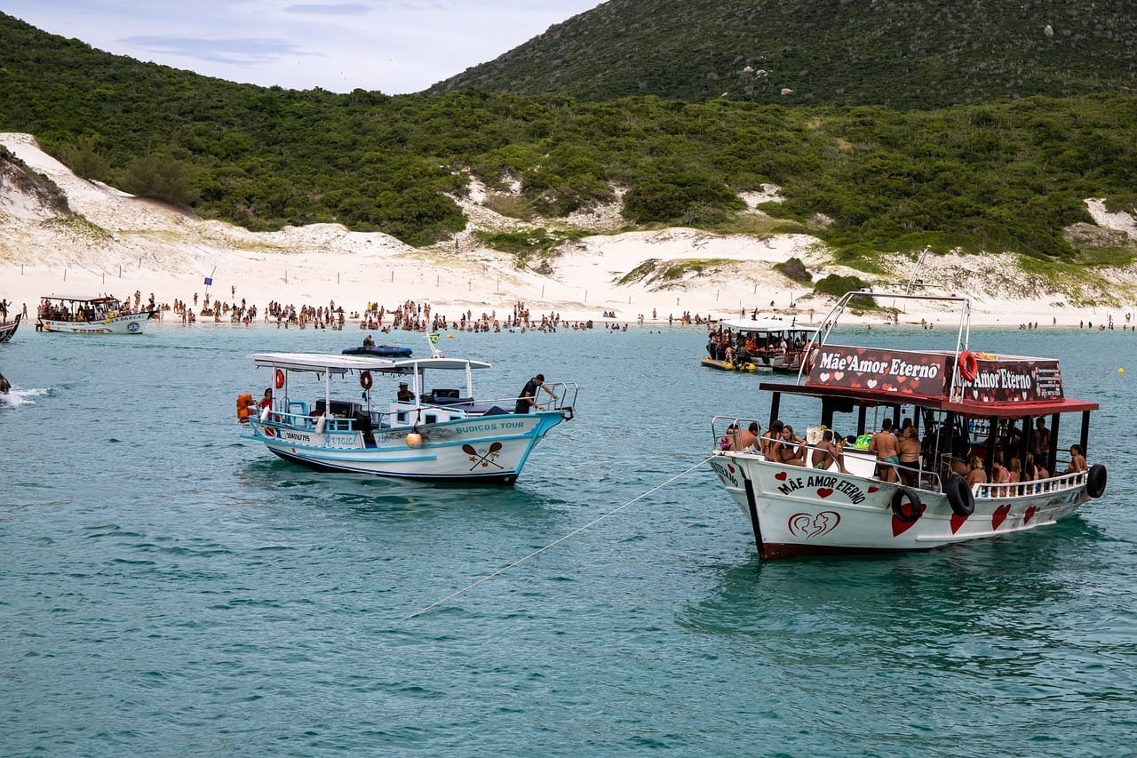 China reforça apoio fiscal e amplia estímulos a consumo, esporte, meio ambiente e pesca