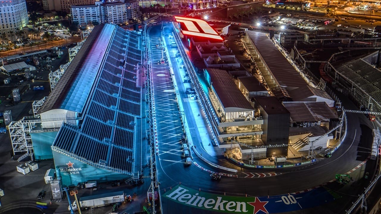 Por que GP de Las Vegas de F1 acontecerá no sábado à noite no horário local?