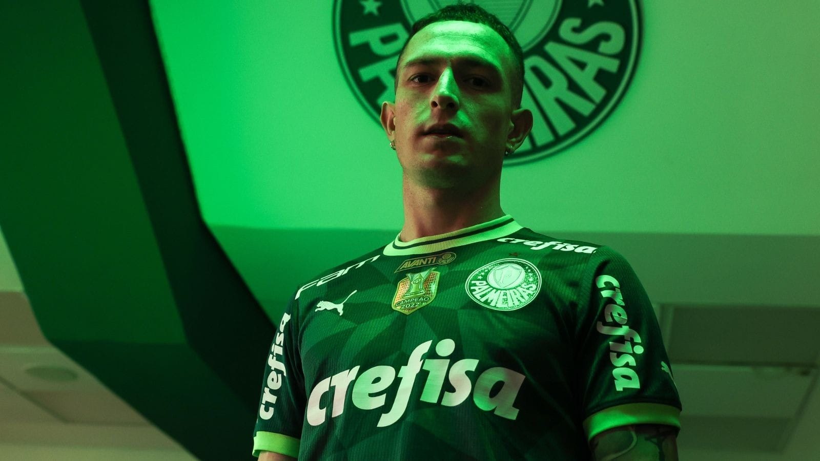 Palmeiras anuncia a contratação do volante Aníbal Moreno, do Racing