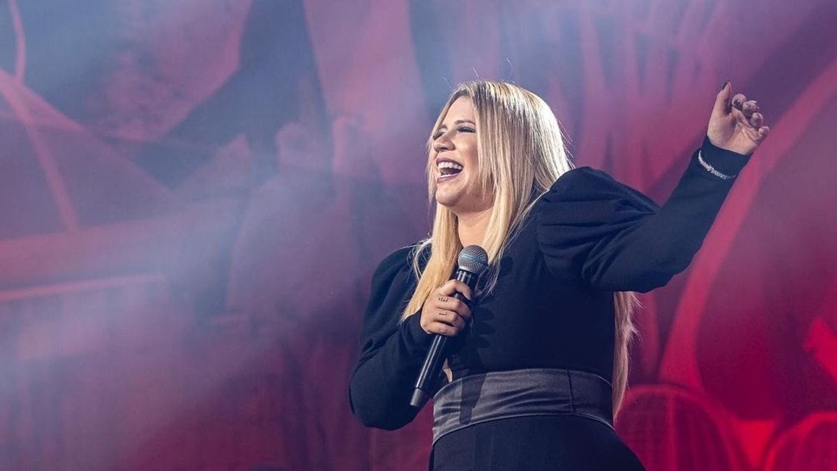 Marília Mendonça terá megashow de homenagem e mãe comemora: "Celebrar o legado"
