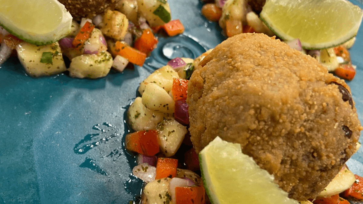 Croquete de carne com vinagrete de banana | Band Receitas