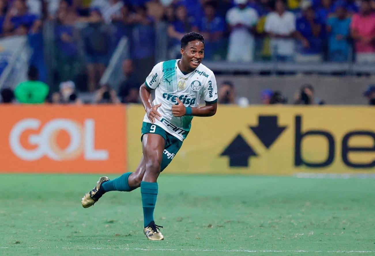 Palmeiras empata com o Cruzeiro e é campeão brasileiro em 2023; veja os gols