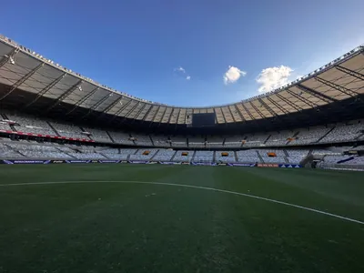 Cruzeirense morre atropelado por ônibus após jogo