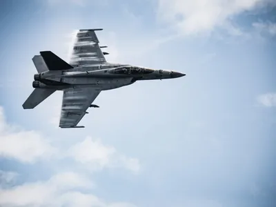 Polônia e OTAN mobilizam aeronaves após ataques russos à Ucrânia