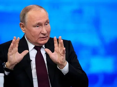 Putin admite encontro com Zelensky, mas impõe condição de reunião em Moscou