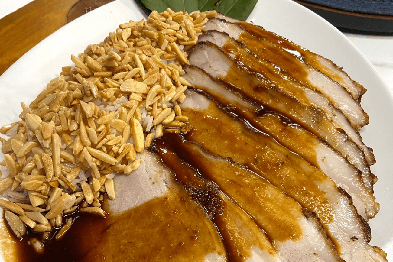 Pernil assado e arroz com amêndoas | Band Receitas