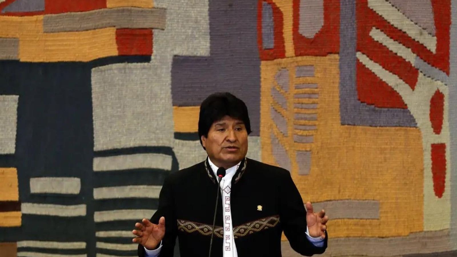 Ministério Público da Bolívia manda prender Evo Morales por ‘terrorismo’