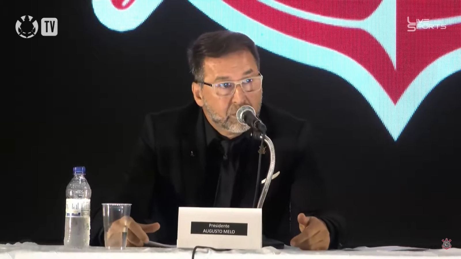 Augusto Melo anuncia três reforços e diz que a situação é pior do que imaginava