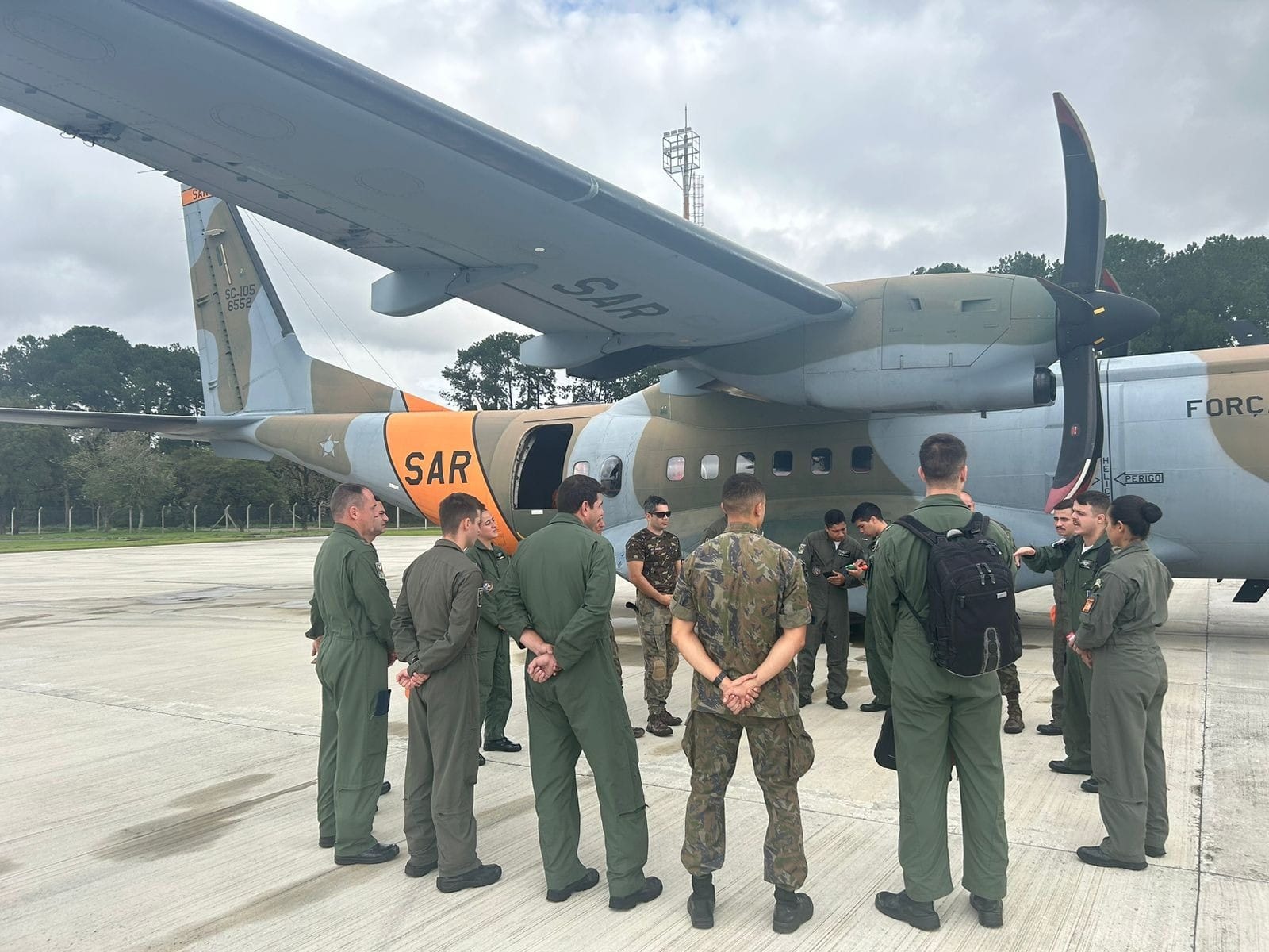 Buscas por helicóptero desaparecido em SP completam quase 27 horas de voo