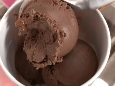 Sorveteria usa inteligência artificial para criar sabor "tipicamente brasileiro"