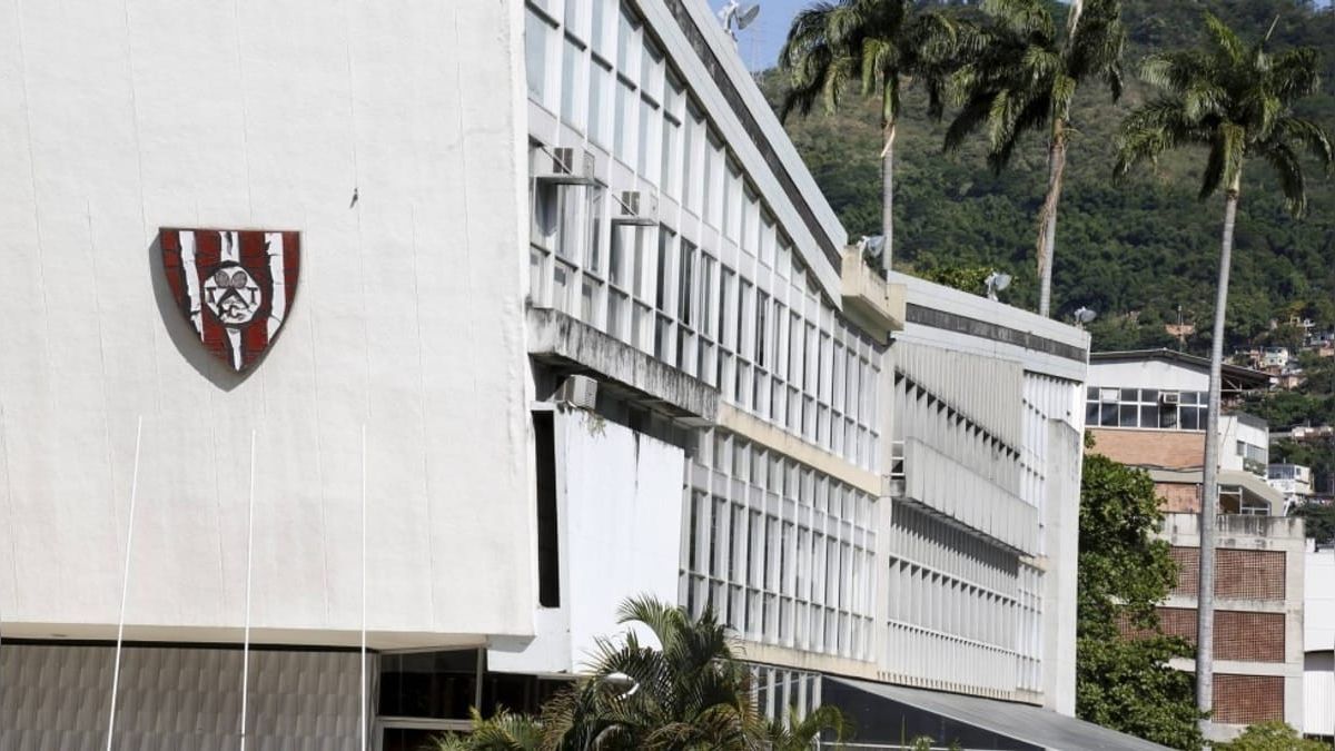 Família denuncia discriminação de colônia de férias contra criança com autismo