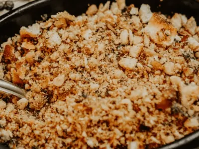 Farofa doce pode surpreender sua família na ceia de Natal com gosto agridoce: veja receita