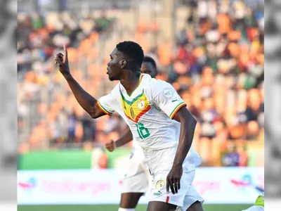 Senegal vence Camarões e se classifica na Copa Africana de Nações; veja os gols