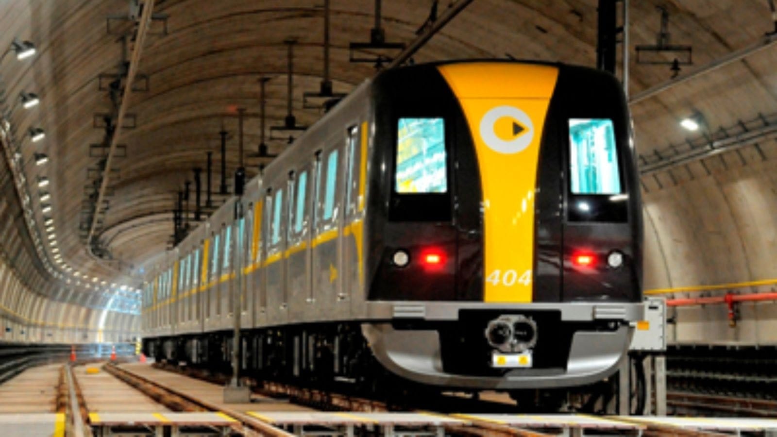 SP anuncia que linhas do Metrô e trem ficarão abertas 24h durante Carnaval