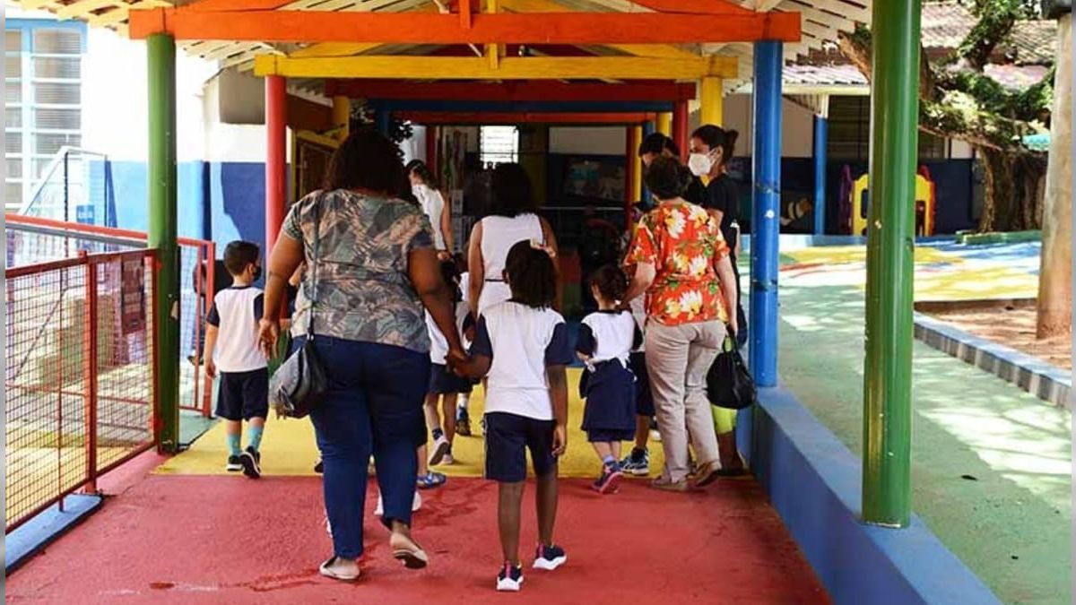 Prefeitura de Campinas prevê que entrega de uniformes escolares comece em junho