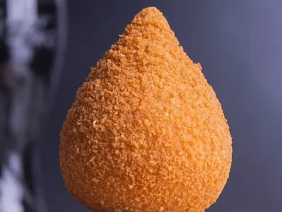 Coxinha é a 4ª melhor fritura do mundo; saiba qual comida levou o primeiro lugar